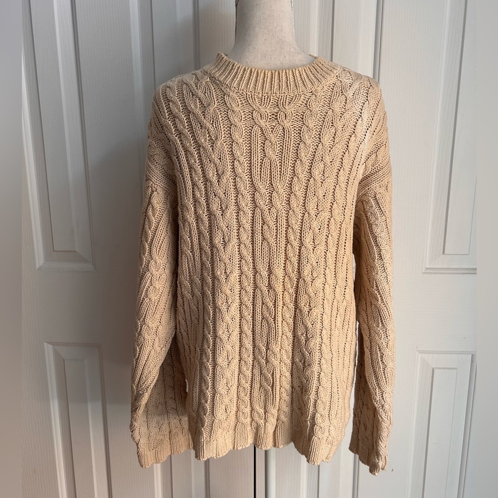AMERICA Men Crewneck Cable Knit Pullover Sweater, Size M, Cream